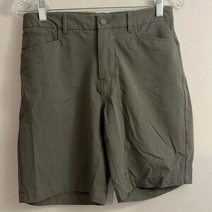 REI Coop Men’s Olive Green Nylon Shorts W30”